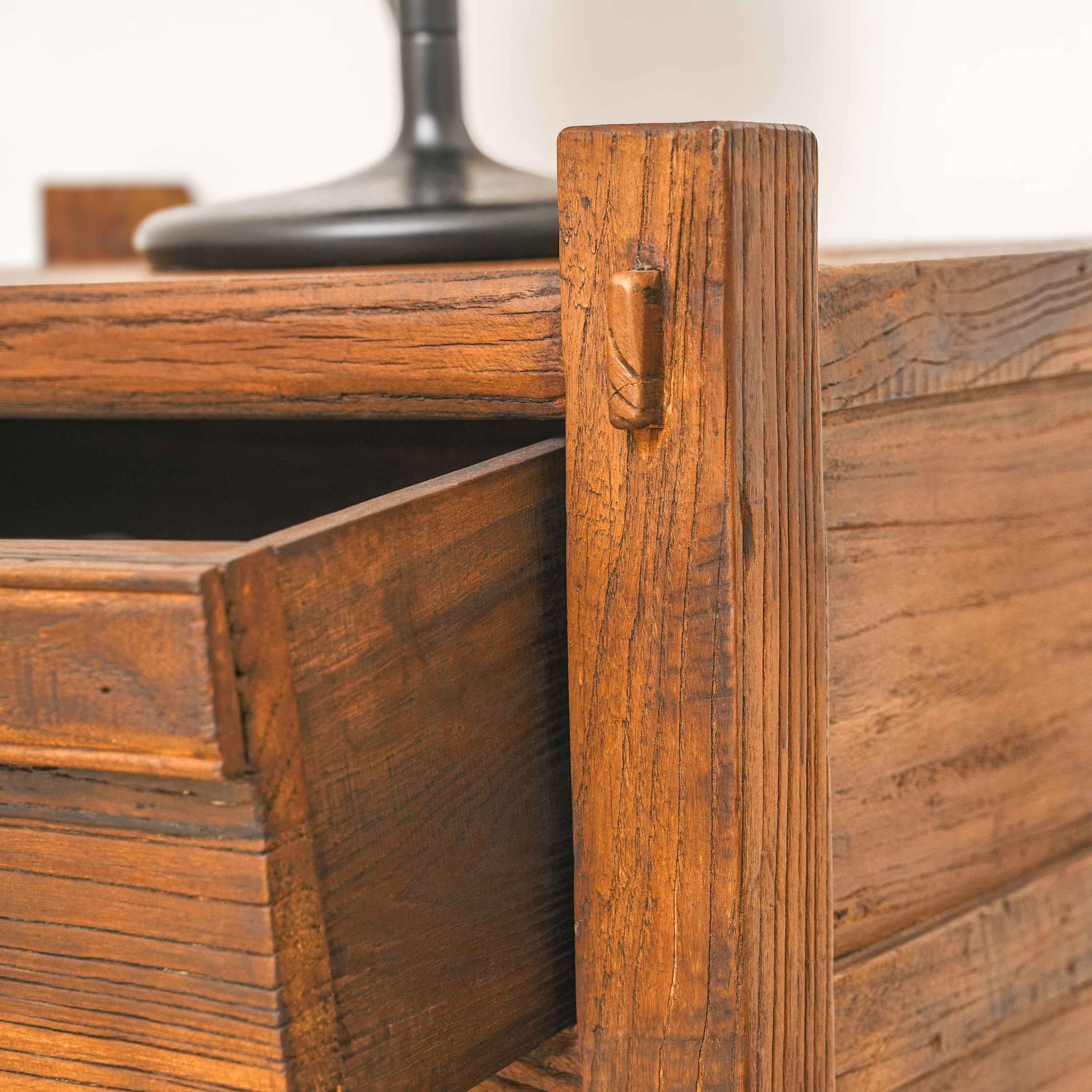 Ember Box - Nachttisch/Beistelltisch