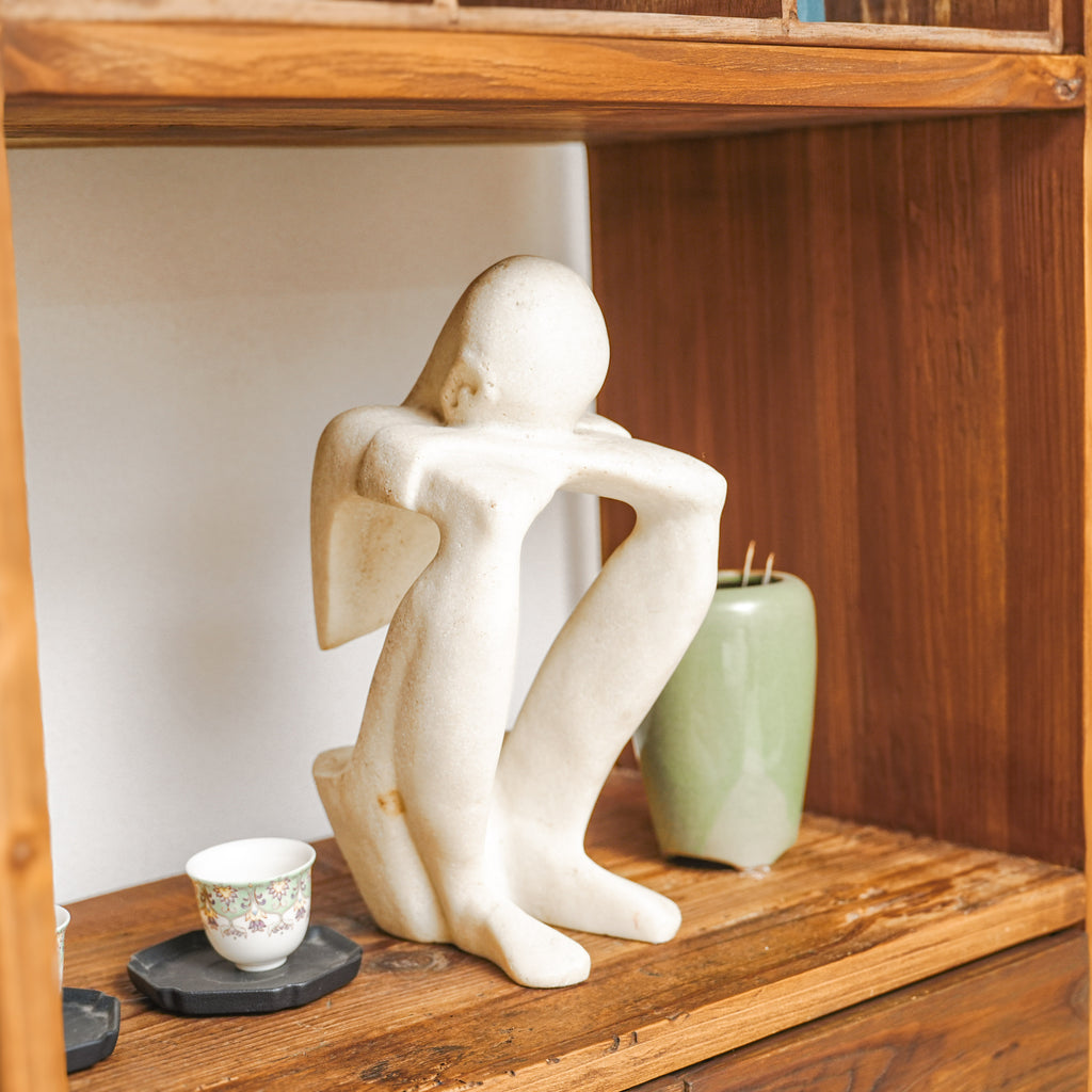 The Hearth Column - zeitloses Bücherregal