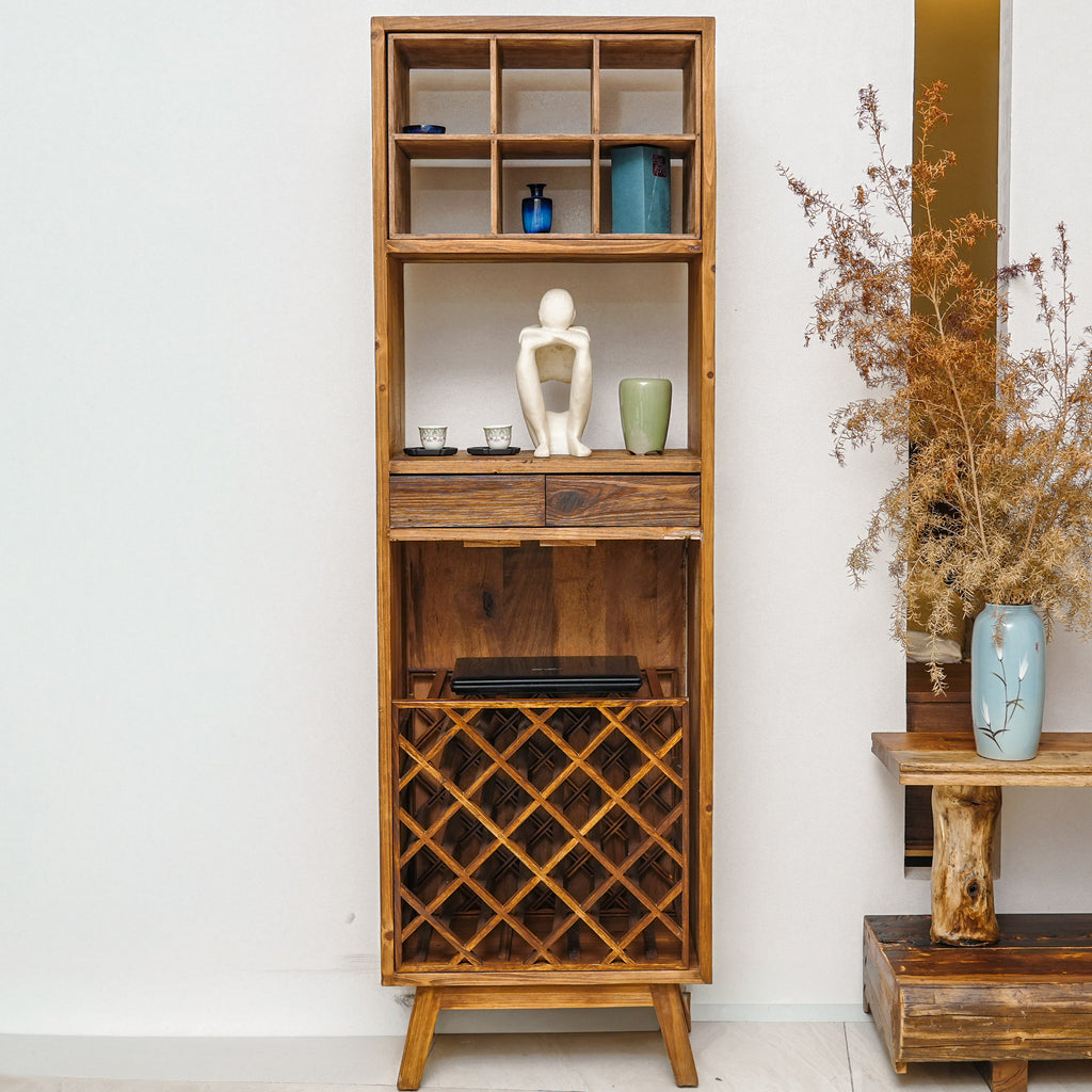 The Hearth Column - zeitloses Bücherregal