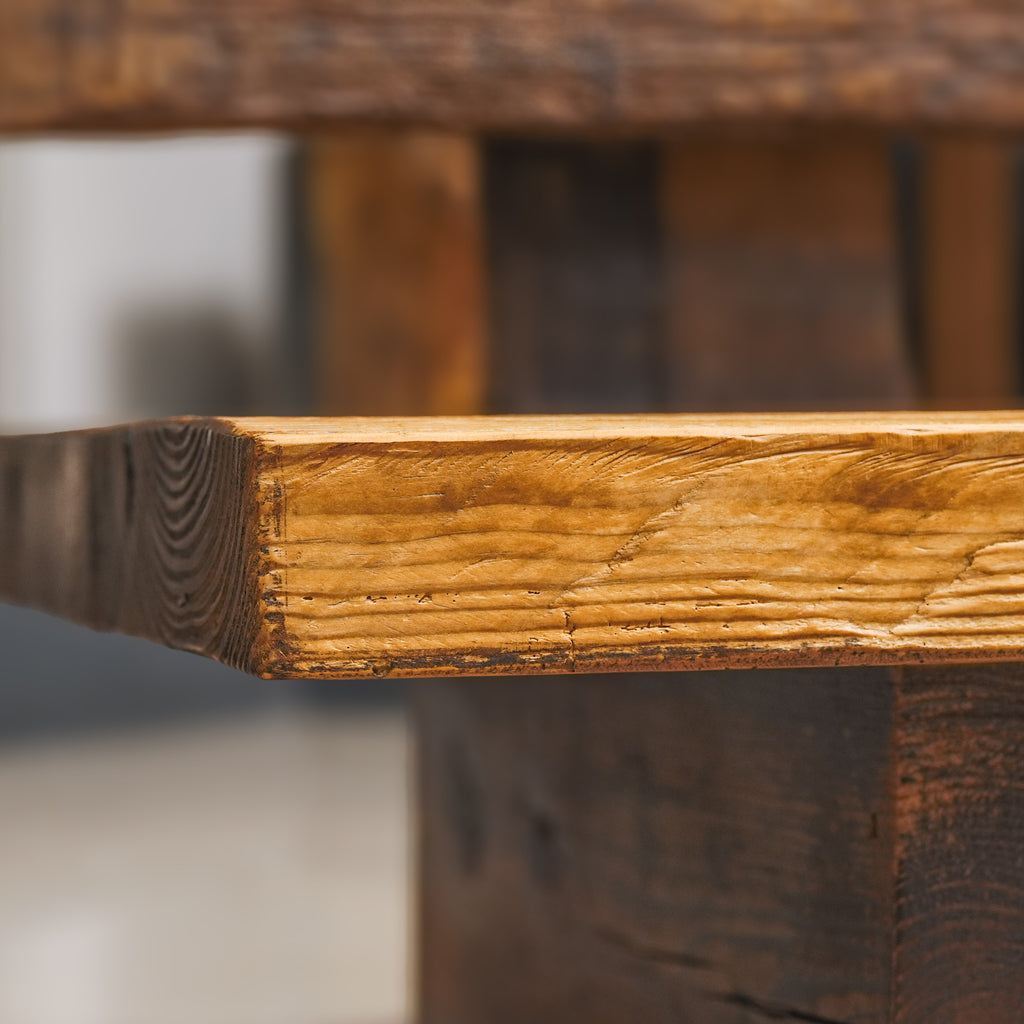 Amber Haven - Sofa aus gealtertem Holz und Baumwoll-Leinen