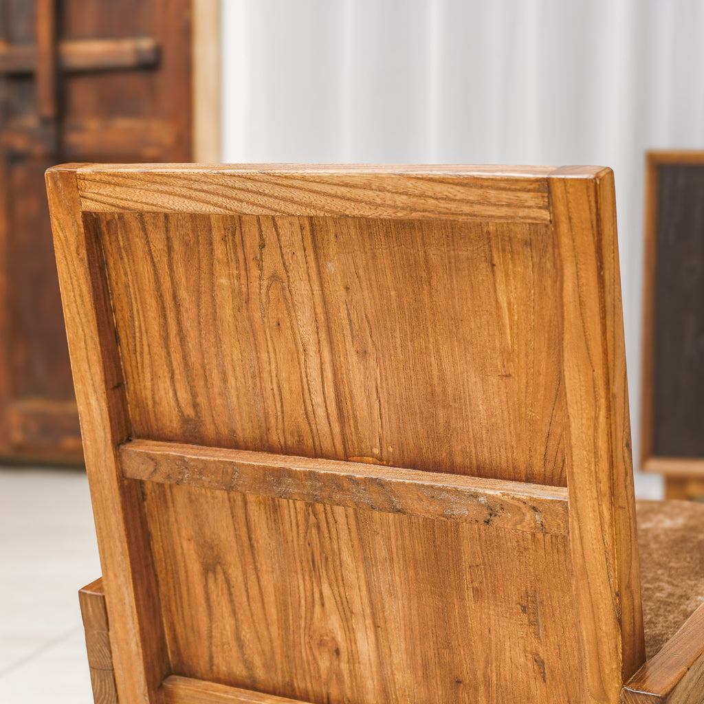 The Grounded Rest - Lounge Chair